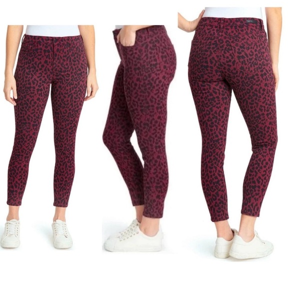 Social Standard by Sanctuary Leopard Cheetah Print Maroon and Black Pants Skinny - Picture 1 of 12